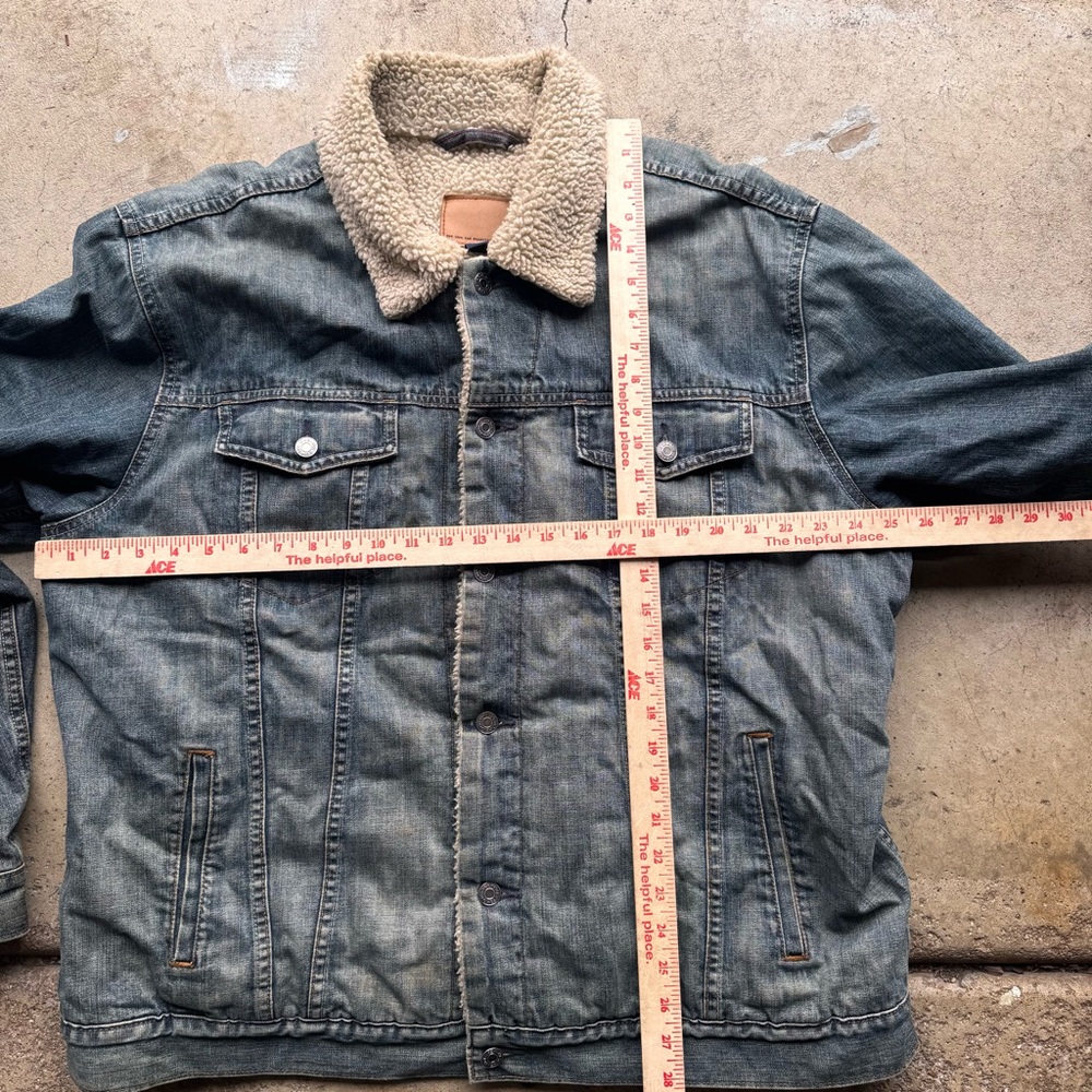 Gap Sherpa Lined Jacket - image 4